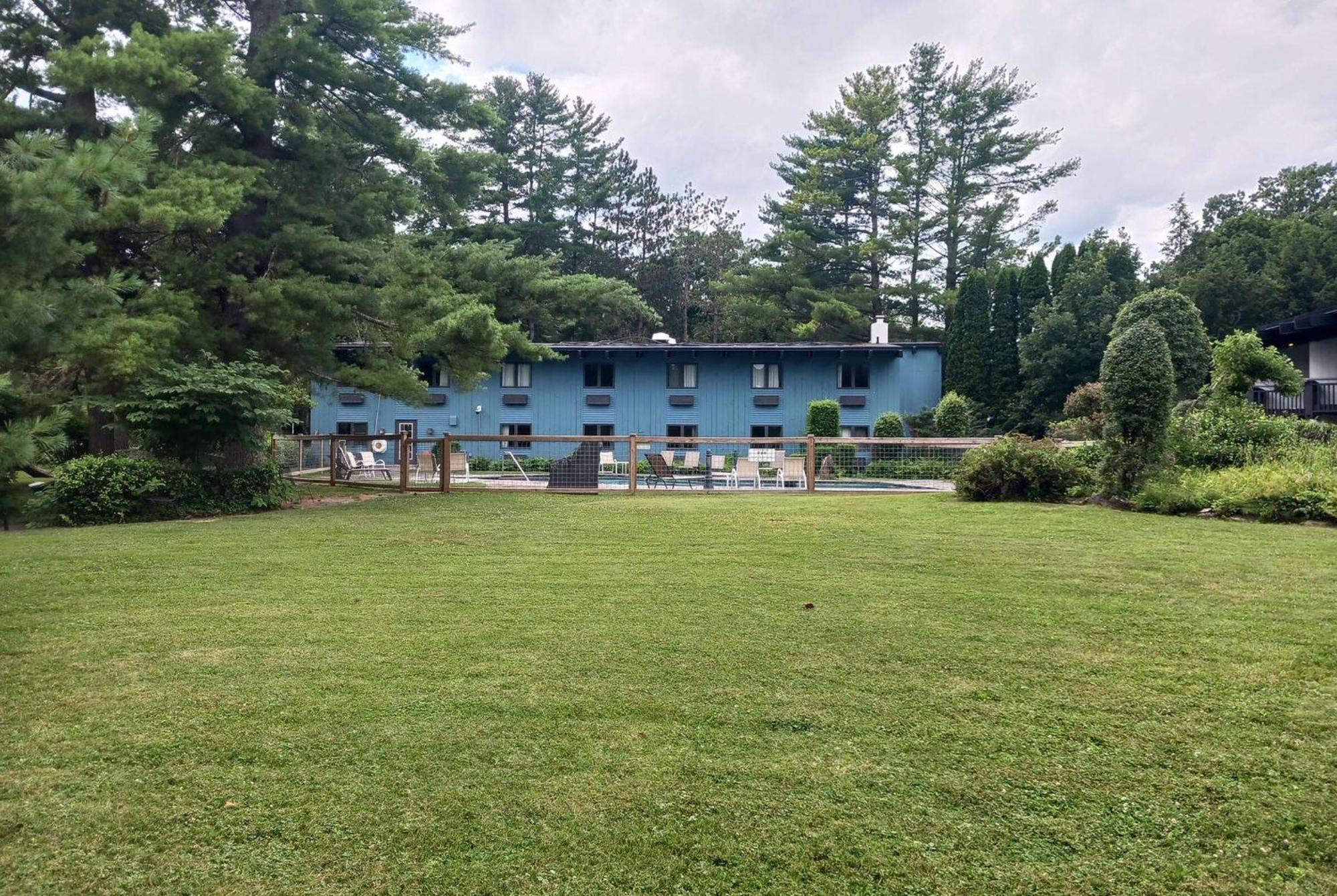 Hotel Vervana, Trademark Collection By Wyndham Bennington Exterior photo